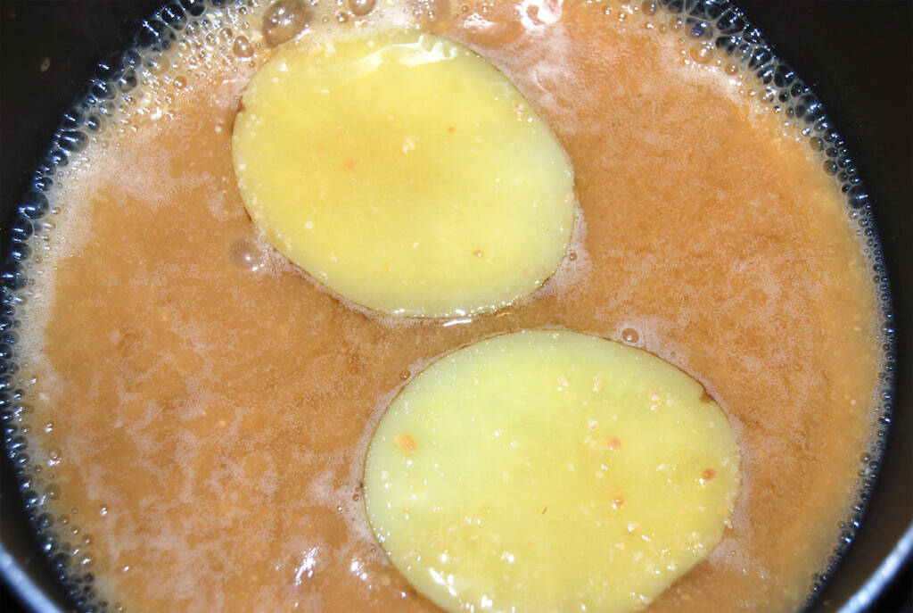 【新じゃがを皮ごと入れる一杯】だし不要の「新じゃがと豆苗のみそ汁」作ってみた！からし後のせで料亭級の品格