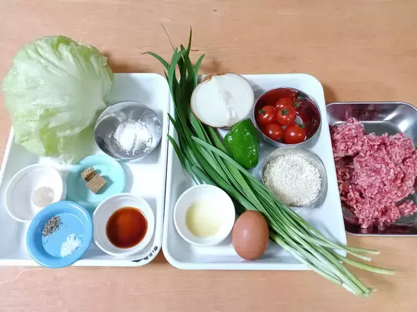 「意外と巻きやすい♪シャキシャキ「ロールレタス」作ってみた！肉だねのコンソメ＋ニラが名コンビ♡【農家直伝】」の画像