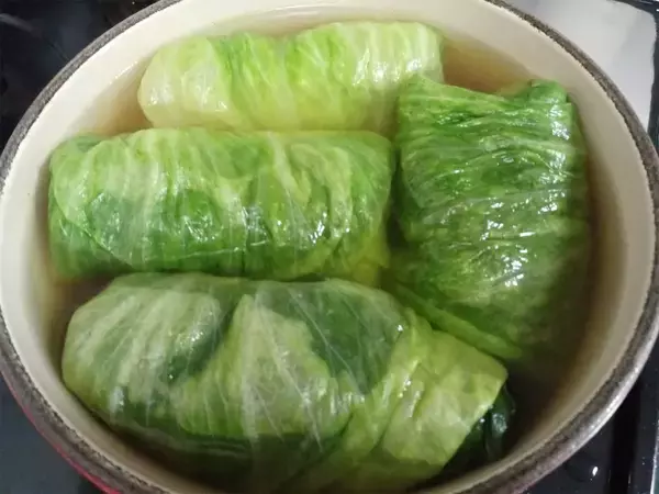 「意外と巻きやすい♪シャキシャキ「ロールレタス」作ってみた！肉だねのコンソメ＋ニラが名コンビ♡【農家直伝】」の画像