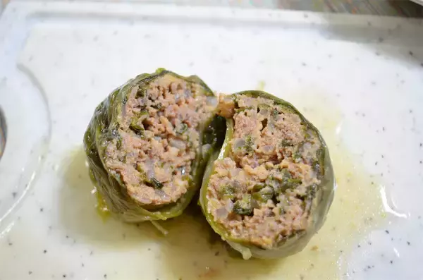 「意外と巻きやすい♪シャキシャキ「ロールレタス」作ってみた！肉だねのコンソメ＋ニラが名コンビ♡【農家直伝】」の画像