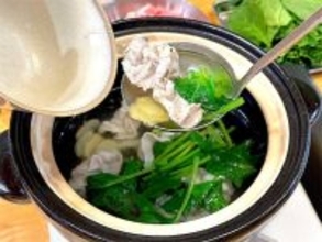 【ほうれん草1束ペロリ】出汁いらずの「常夜鍋」作ってみた！水・塩・酒だけでこの奥深～い味わいはチート級♡