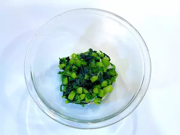 「【細長弁当箱に】尾頭付きししゃもを丸ごとイン!?アーモンド衣パリッパリ♡な豪快弁当作ろう【植松良枝さん直伝】」の画像