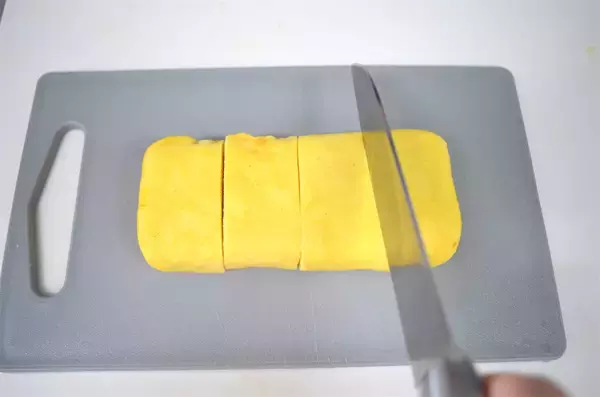 「【卵焼き革命】“はんぺん”で解決!?「失敗しないふわふわ卵焼き」にトライ！料亭級ふわじゅわ食感【紀文公式】」の画像