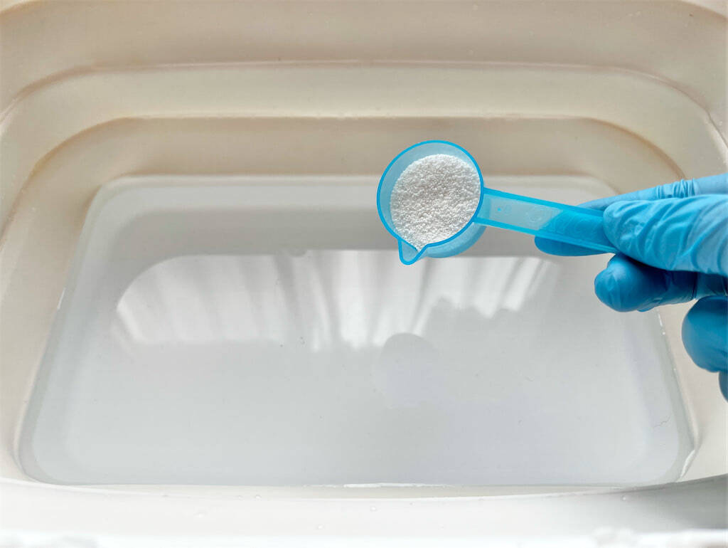 【年に一度の大掃除】リビングや寝室の照明掃除…「オキシクリーン」にお任せしてみた！