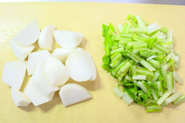 【オーブンでの焼き不要】フライパン一つで「かぶと牡蠣のグラタン風」作ってみた！牡蠣がぷっくりクリ～ミ～♡