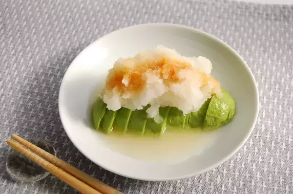 「【志麻さんのおしゃレシピ】え、その組み合わせ合ってるの!?「アボカドと大根おろしのサラダ」にトライ！【爆速3分!!】」の画像