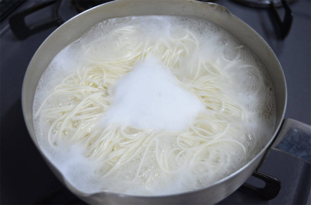 【マンネリそうめん卒業】お酢×マヨでやみつき「ソーメンサラダ」作ってみた！白だしがまとめ役♪【農家直伝】