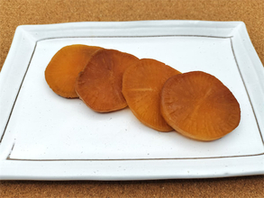 【絶品！郷土メシ】中華鍋で燻製!?たくあんと100均の網で「なんちゃっていぶりがっこ」作ってみた！
