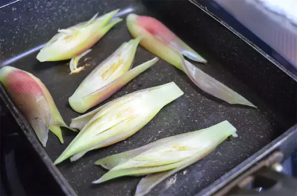 「【無限副菜】なすのゴマ和えに「みょうが」を足すだけ！爽やかさ＆香ばし度100倍になった件【ゴマ和え2.0】」の画像