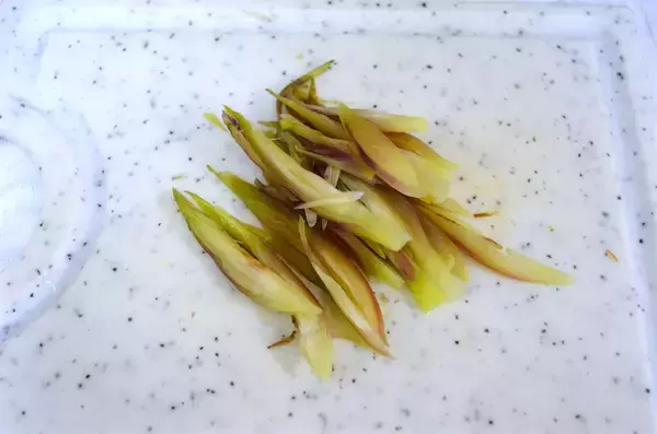 「【無限副菜】なすのゴマ和えに「みょうが」を足すだけ！爽やかさ＆香ばし度100倍になった件【ゴマ和え2.0】」の画像