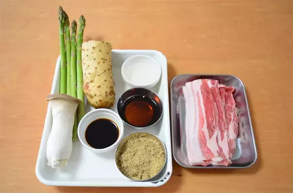 「【意外に合う和風味】アスパラを「しょうゆ炒め」にしてみた！すりゴマパラリが決め手♪【長野県の農家直伝】」の画像