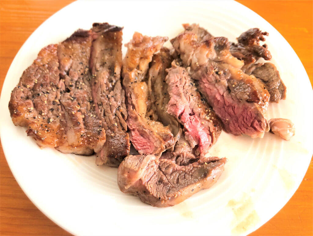 【調理のスゴ技】安いステーキ肉を「バターの泡」で焼いてみた！香り豊かで柔らか～く焼けるは本当か!?