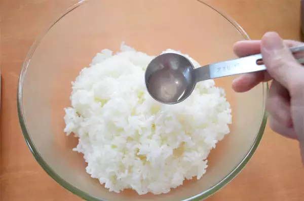 「【自家製新しょうがの甘酢漬け】で「ちらしずし」作ってみた！まるで食べるお花畑♡甘酸っぱ旨さが絶妙♪」の画像
