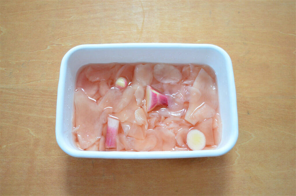【自家製新しょうがの甘酢漬け】で「ちらしずし」作ってみた！まるで食べるお花畑♡甘酸っぱ旨さが絶妙♪
