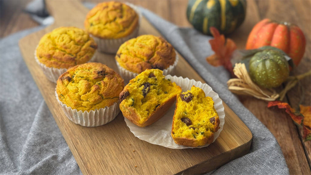 砂糖・油なしでも大満足！「かぼちゃとレーズンの米粉マフィン」はしっとりどっしり食感♡【元パティシエ直伝】