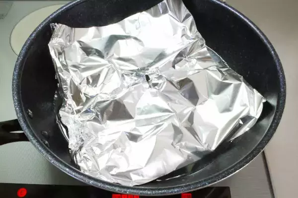 「【初心者向け魚料理】イワシと大根の「塩酢煮」が衝撃の透明感！しょうがの刺激でキリッと風味の煮物に!!」の画像