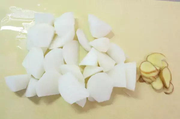 「【初心者向け魚料理】イワシと大根の「塩酢煮」が衝撃の透明感！しょうがの刺激でキリッと風味の煮物に!!」の画像