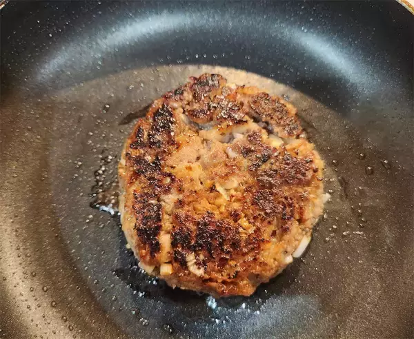 「【CHEF-1グランプリ】優勝シェフの「韓国風ハンバーグのトッカルビ」に挑戦♪牛肉の噛み応えに興奮♡」の画像