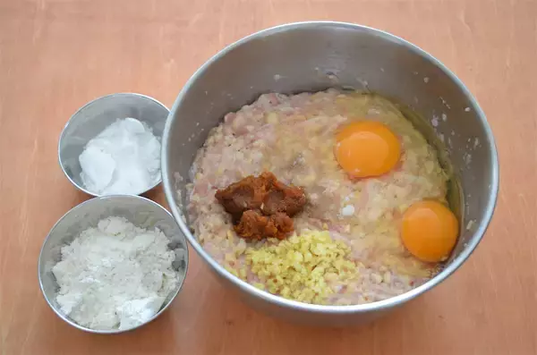 「【たんぱく質シリーズ】大豆入り「つみれ揚げ」作ってみた！長芋参加でヘルシー版チキンナゲット♪【農家直伝】」の画像