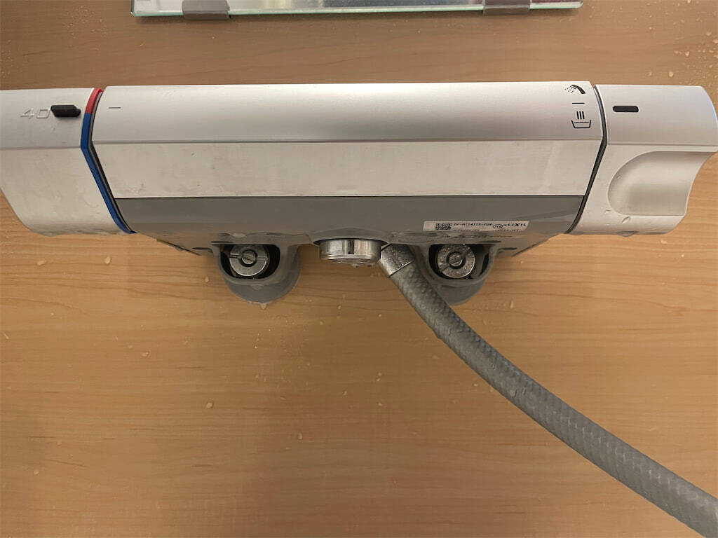 【掃除の超裏ワザ】塗って流せば…水垢全落ち！SNSで人気沸騰中の「水垢のり」使ってみた♪