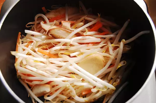 「【カレイは揚げると大優勝】煮付け卒業!?カレイを「から揚げ」にしてみた！残り野菜のあんかけでトロフワ〜♡」の画像