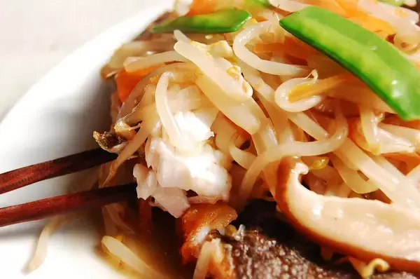 「【カレイは揚げると大優勝】煮付け卒業!?カレイを「から揚げ」にしてみた！残り野菜のあんかけでトロフワ〜♡」の画像