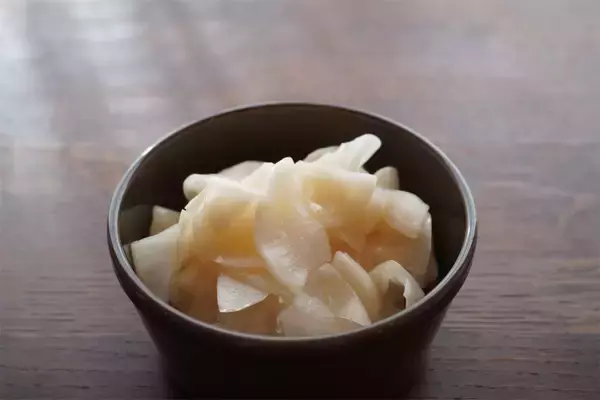 「【農家直伝】かぶの浅漬け変化球「甘酢和え＆塩昆布和え」作ってみた！もきゅもきゅ食感♡」の画像