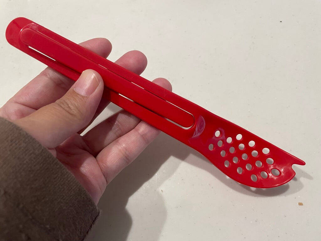 【100均でリュウジレシピ】セリア「ツナ缶用スプーン」を使うと「まるごと無限ピーマン」が手際よく作れる話