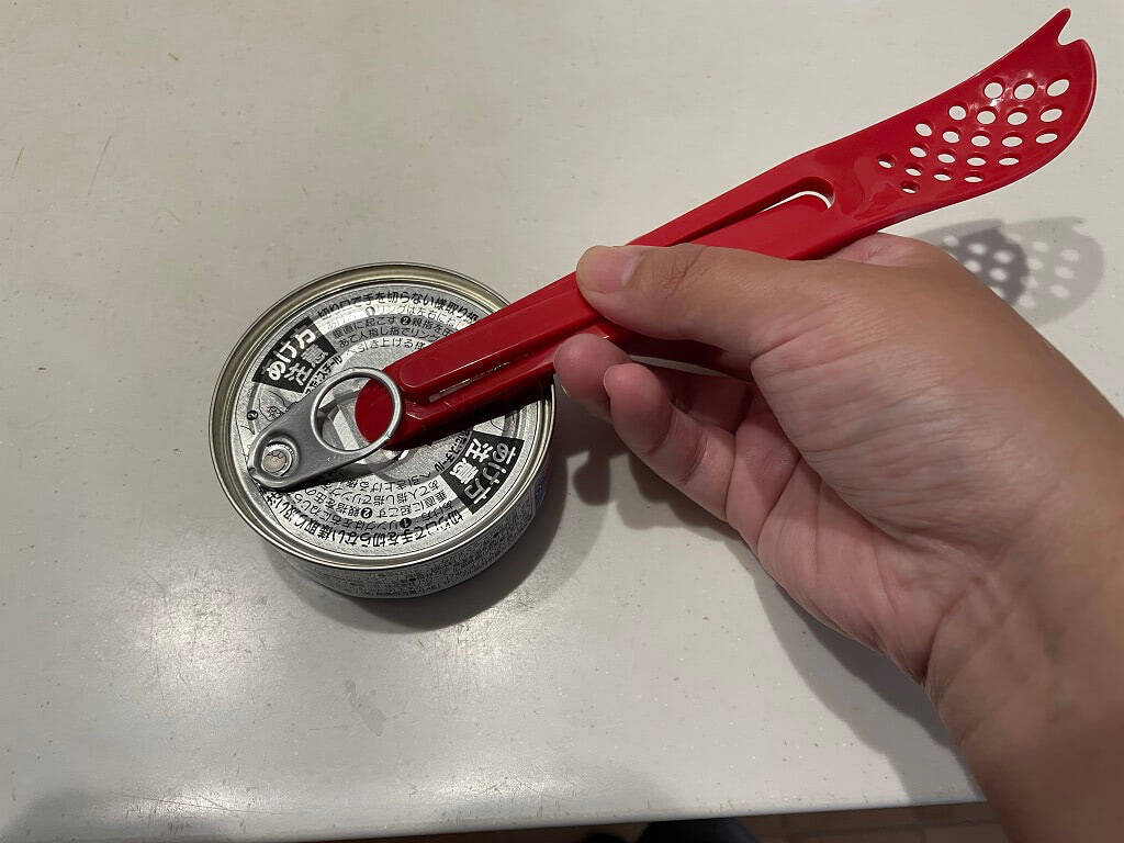 【100均でリュウジレシピ】セリア「ツナ缶用スプーン」を使うと「まるごと無限ピーマン」が手際よく作れる話