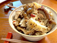 【薬膳風炊き込みごはん】作ろう！きのこと山芋ゴロゴロで一品でも食べ応え◎免疫力も爆増♡え、とろろで味変も!?