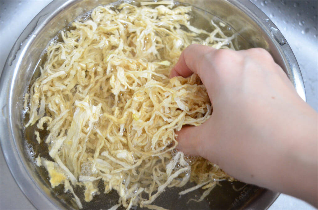 煮物に飽きたらコレ♪「切り干し大根のハリハリ漬け」は3時間で漬かる！ご飯もお酒もススム君♡【農家直伝】