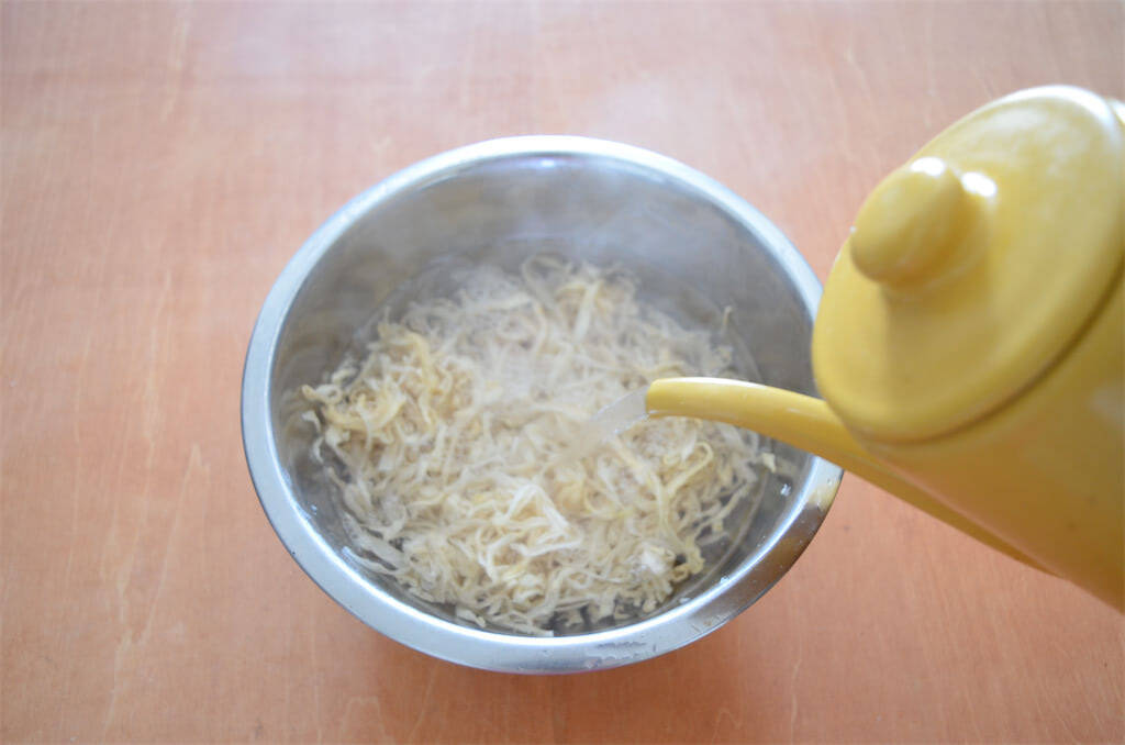 煮物に飽きたらコレ♪「切り干し大根のハリハリ漬け」は3時間で漬かる！ご飯もお酒もススム君♡【農家直伝】