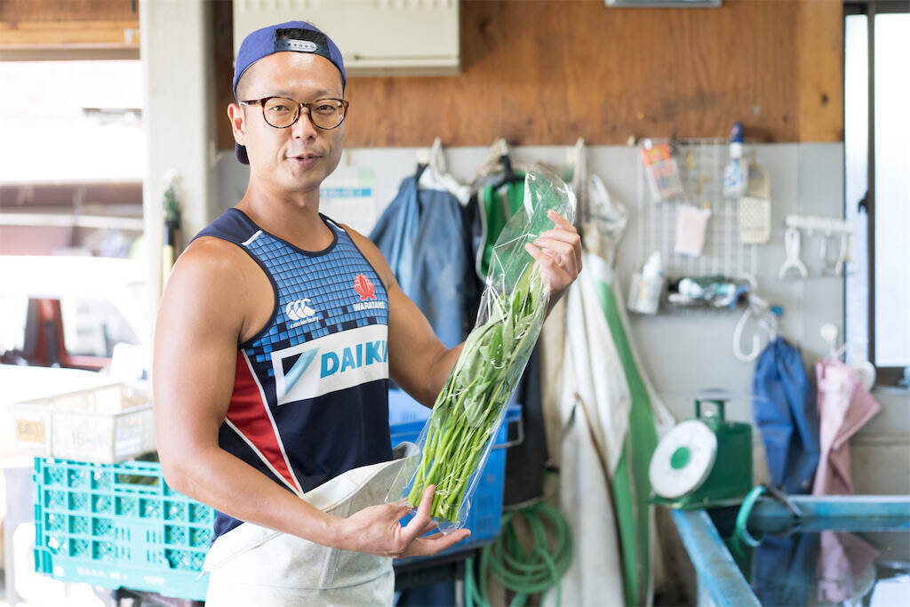 「かぶをおいしく食べるなら肉と一緒に炒めてよ」【東京の農家談】肉汁吸いまくりのかぶがジュ、ジューシー♡