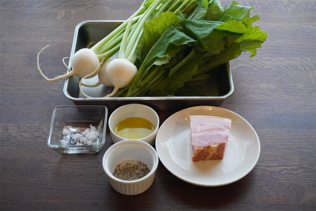 「かぶをおいしく食べるなら肉と一緒に炒めてよ」【東京の農家談】肉汁吸いまくりのかぶがジュ、ジューシー♡