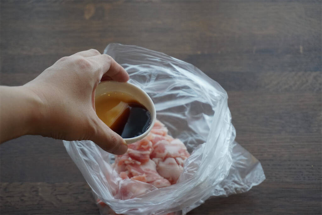 「かぶをおいしく食べるなら肉と一緒に炒めてよ」【東京の農家談】肉汁吸いまくりのかぶがジュ、ジューシー♡