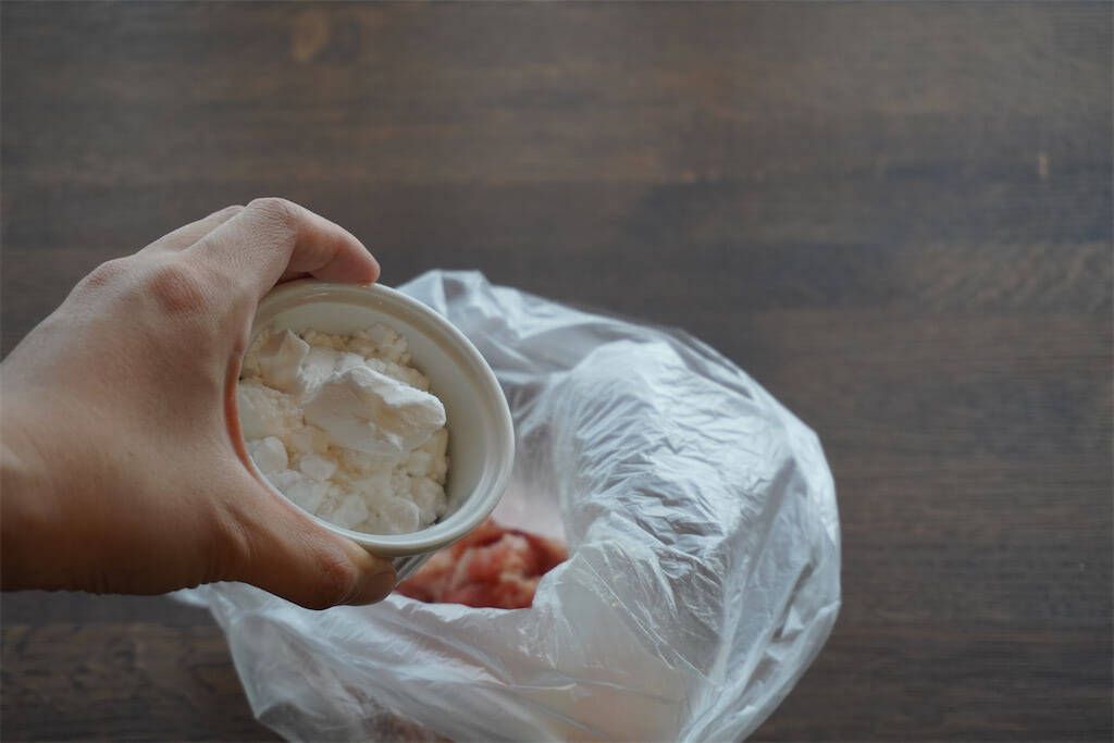 「かぶをおいしく食べるなら肉と一緒に炒めてよ」【東京の農家談】肉汁吸いまくりのかぶがジュ、ジューシー♡