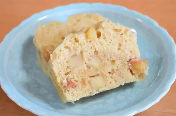 「【はちみつで生地しっとり♡】りんごゴロゴロ！甘酸っぱ「蒸しケーキ」作ってみた♪【りんご産地の農家直伝】」の画像