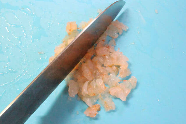 【茶碗蒸しはフライパンで】具材は「卵とエビ」だけ、という潔さ！映え最強のとろ～り餡であったまる♡