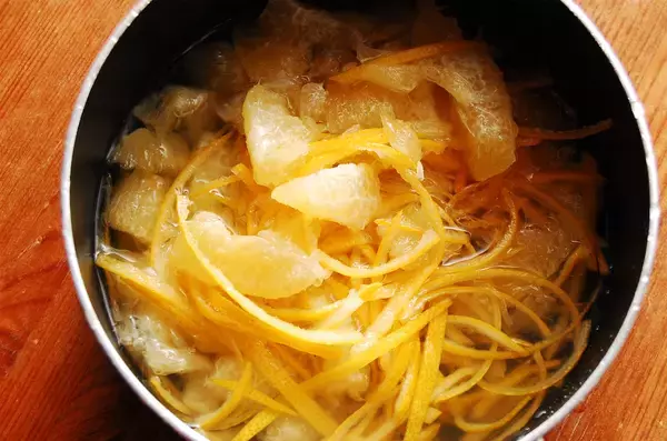 「【酸っぱすぎ果物を】10分煮詰めて「柑橘のさっと煮」にしてみた！フレッシュ＆甘さ控えめ♪ドレッシングにも」の画像