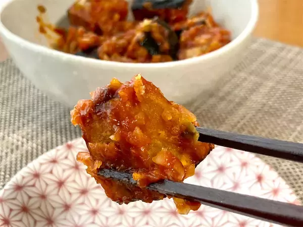 「秋だから…エビチリならぬ「カボチリ」作ろう！王道なチリソースを纏って…ホクホク甘くてピリ辛でうんま♡」の画像