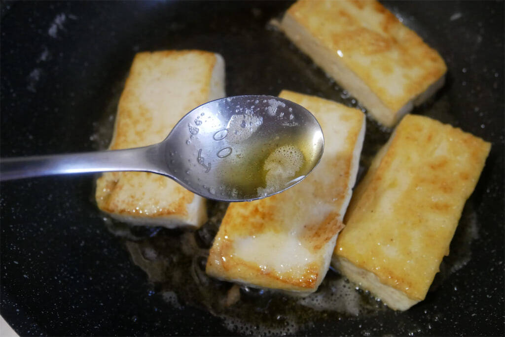 【豆腐アレンジ】浅草の人気洋食店シェフ直伝！「豆腐ソテー」作ってみた！バター風味が香ばしい～♡