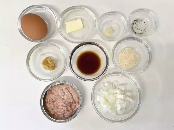 「【時短・簡単】10分で「炒飯」が作れる⁉耐熱容器に材料も調味料も全部入れてレンチンするだけ！」の画像