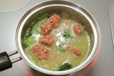 「【もはや味噌ラーメン】生姜がピリッときいてる「肉だんごと春雨のピリ辛みそ汁」作ってみた！一品で満足満腹♡」の画像11