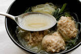 「【もはや味噌ラーメン】生姜がピリッときいてる「肉だんごと春雨のピリ辛みそ汁」作ってみた！一品で満足満腹♡」の画像14