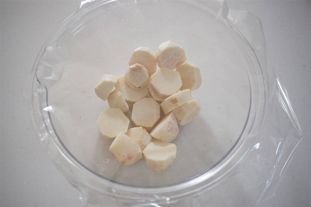 【薬味好き悶絶】ねっとりシャキシャキがクセになる♪「ミョウガたっぷり里芋サラダ」作ってみた！【農家直伝】
