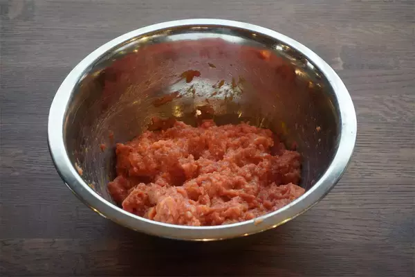 「【農家直伝！調理の裏ワザ】冷めても柔らか～「ふわっふわハンバーグ」秘訣は…つなぎの“おろし野菜”!?」の画像