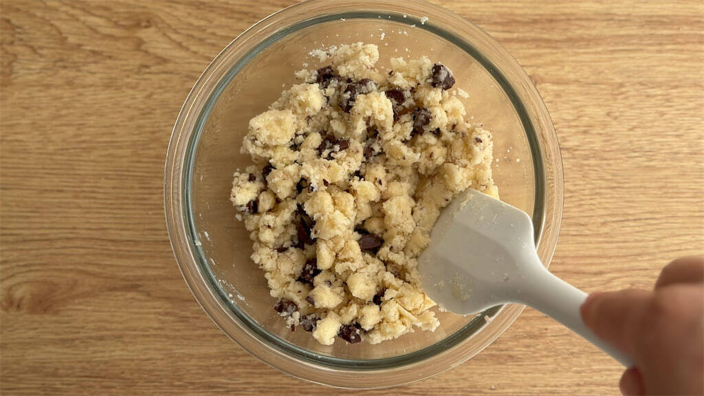 【砂糖・卵・バター不使用!?】でもしっとり甘～い♡「米粉のチョコチップクッキー」作ってみて！【元パティシエ直伝】