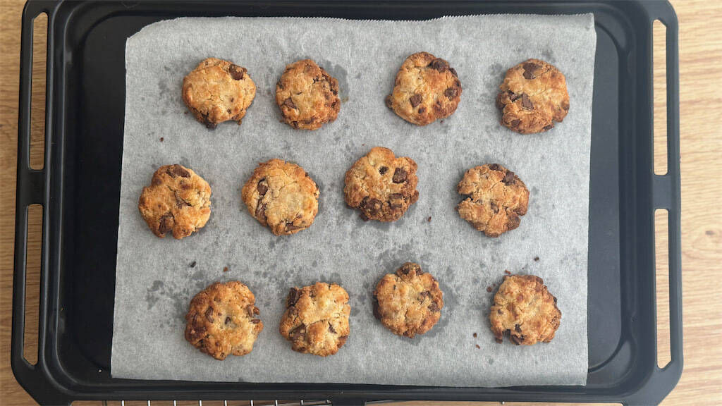 【砂糖・卵・バター不使用!?】でもしっとり甘～い♡「米粉のチョコチップクッキー」作ってみて！【元パティシエ直伝】