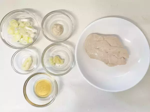 「【家事ヤロウ!!!】サラダチキンを丸ごとイン！「サムゲタン風炊き込みご飯」作ってみた♪中華風味でお肉柔らか～♡」の画像