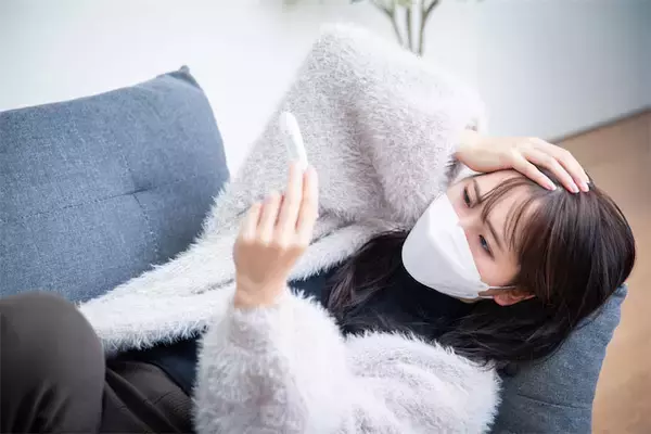 【コロフル流行】新型コロナ×インフルが同時流行…発熱したらどうする？正しい対応を【看護師が解説】